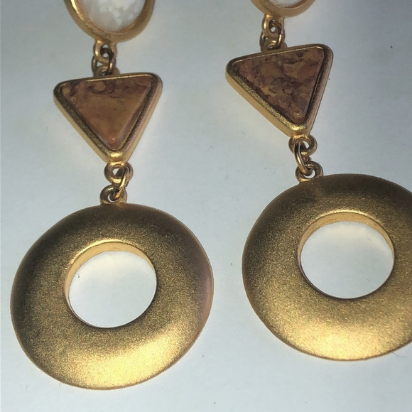 Vintage Satin Soft Matte Gold Tone Retro Classic Pierced Earrings - Picture 3 of 6